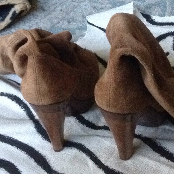 Michael Kors Suede boots Wood heels Rare - Picture 4 of 8